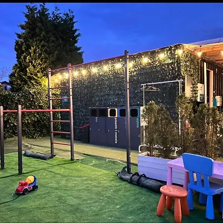 Surf Wioska Κάμπινγκ *